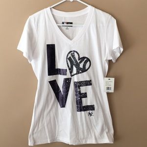 Women’s New York Yankees t-shirt